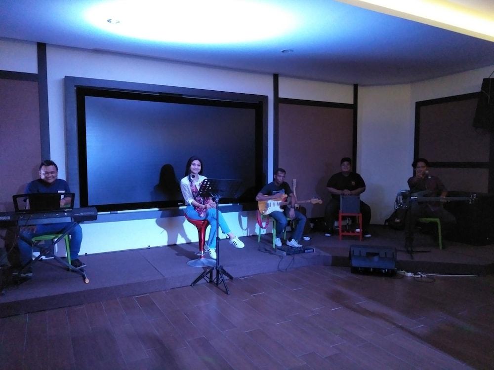 Dk Belstar Hotel Belitung Tanjung Pandan Luaran gambar