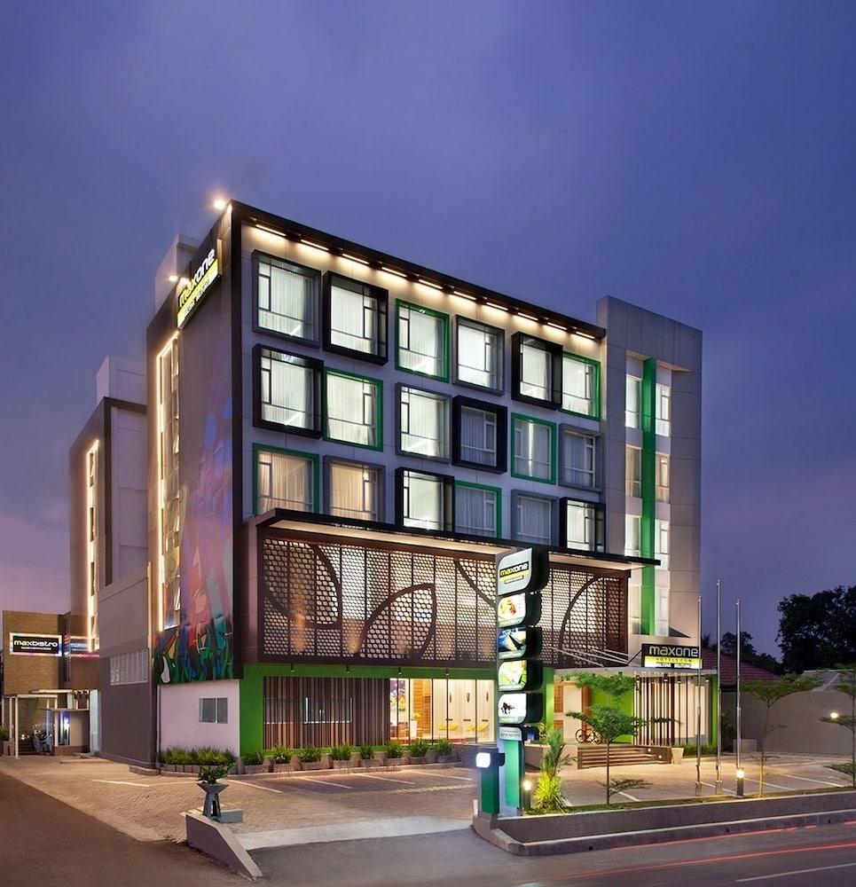 Dk Belstar Hotel Belitung Tanjung Pandan Luaran gambar