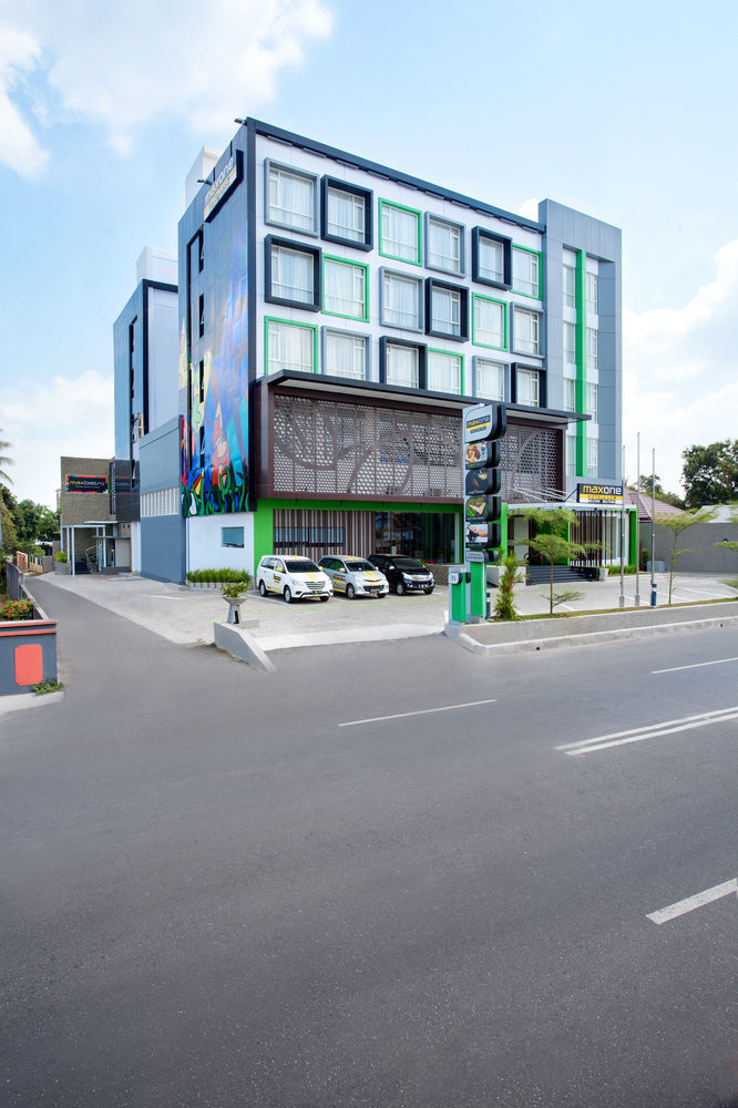 Dk Belstar Hotel Belitung Tanjung Pandan Luaran gambar